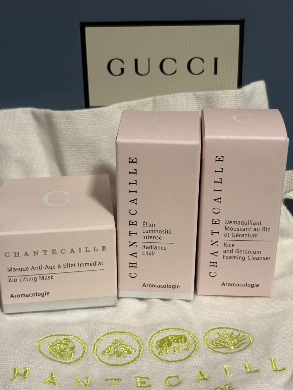 New CHANTECAILLE 4 Pc Bundle Bio Lifting Mask Elixir Foaming Cleanser & Bag - Picture 2 of 3